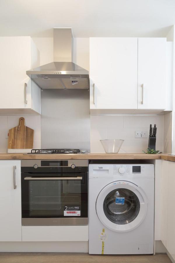 Pass The Keys Cheerful 4 Bed Central Townhouse Garden & Parking Villa Birmingam Exterior foto